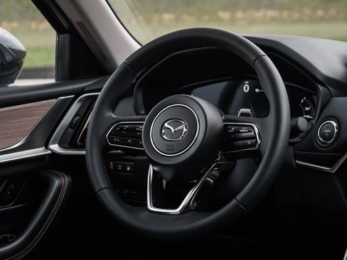 New 2026 MAZDA CX-90 Plug-In Hybrid w/ Preferred AWD/4WD image 16