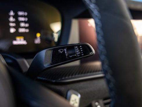 Used 2025 Porsche 911 GT3 image 42