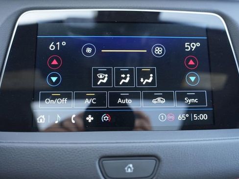 Used 2022 Cadillac XT4 Sport AWD/4WD image 26