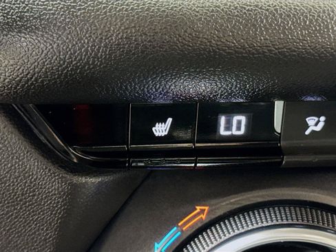 Certified 2024 Chevrolet Blazer LT FWD image 17