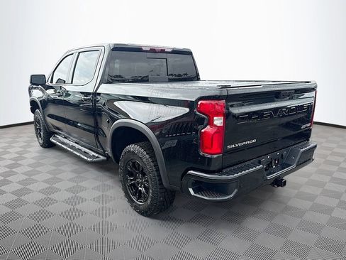 Used 2025 Chevrolet Silverado 1500 ZR2 w/ Technology Package AWD/4WD image 8