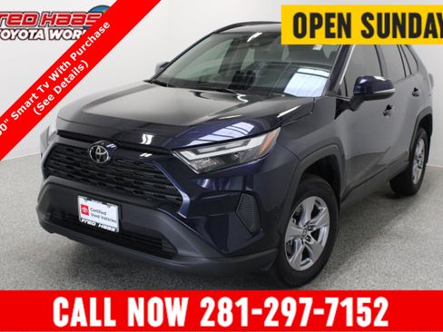 Used 2025 Toyota RAV4 XLE w/ Convenience Package FWD image 1