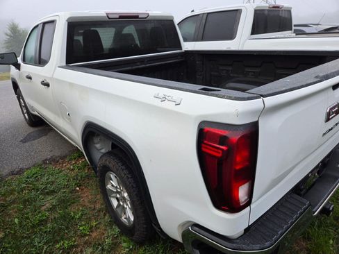 Used 2020 GMC Sierra 1500 4x4 Double Cab w/ Sierra Value Package image 7