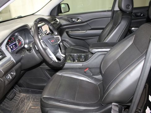 Used 2020 GMC Acadia SLT FWD image 33