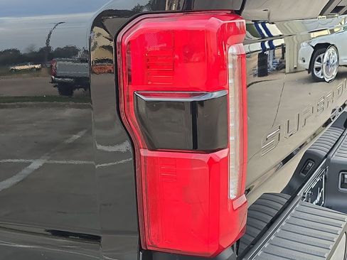 New 2026 Ford F350 XLT w/ 360-Degree Camera Package image 32