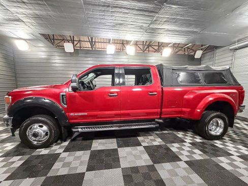 Used 2020 Ford F350 XLT w/ XLT Premium Package image 8