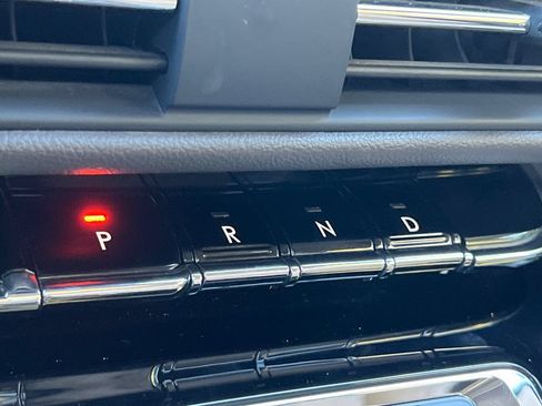 Certified 2024 Lincoln Corsair Grand Touring AWD/4WD image 19
