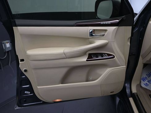 Used 2015 Lexus LX 570 4WD image 4