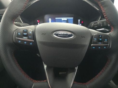 Certified 2024 Ford Escape ST-Line w/ Tech Pack #1 AWD/4WD image 18