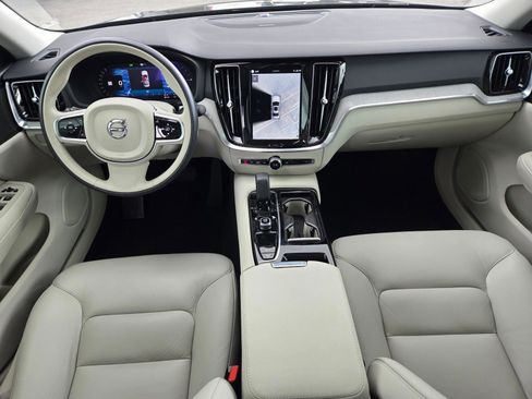 Certified 2025 Volvo S60 T8 Plus AWD/4WD image 22