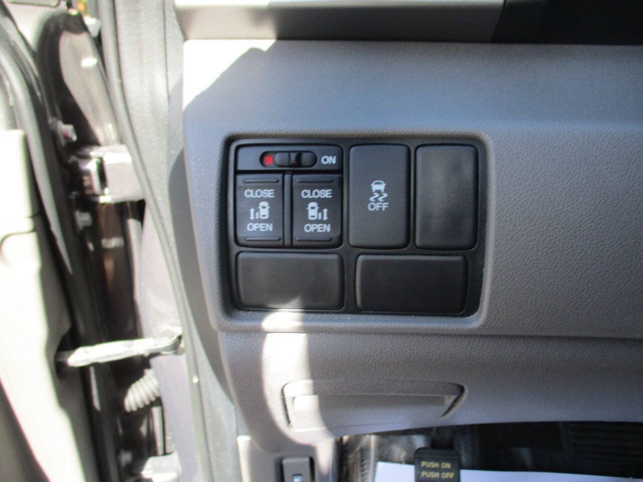 Used 2017 Honda Odyssey EX image 15