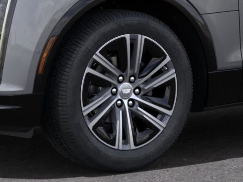 New 2025 Cadillac Lyriq Luxury image 9