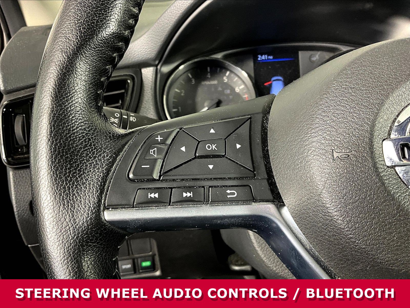 Certified 2022 Nissan Rogue Sport SV AWD/4WD image 11