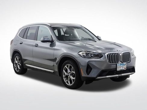 Used 2024 BMW X3 xDrive30i w/ Premium Package AWD/4WD image 7