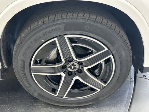 New 2026 Mercedes-Benz GLC 300 image 13