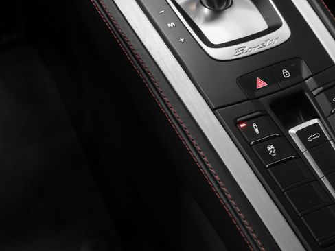 Certified 2022 Porsche 718 Boxster RWD image 53