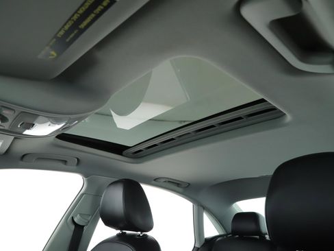 Used 2014 Audi A4 2.0T Premium Plus w/ Premium Plus Package image 14