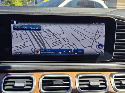 Used 2024 Mercedes-Benz GLS 450 4MATIC image 31