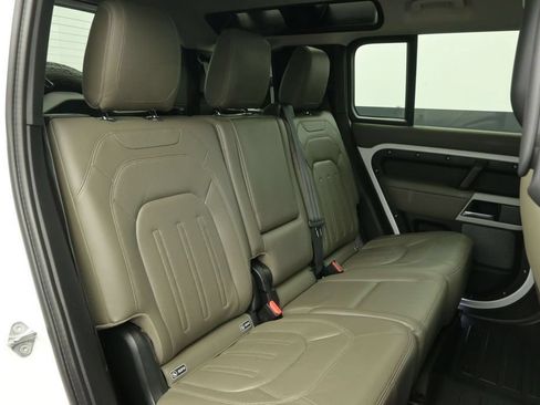 Used 2020 Land Rover Defender 110 HSE AWD/4WD image 26
