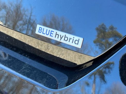 New 2026 Hyundai Elantra Hybrid FWD image 22