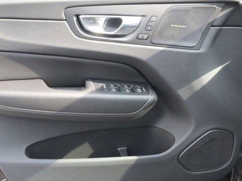 New 2024 Volvo XC60 T8 Ultimate w/ Protection Package Premier image 15