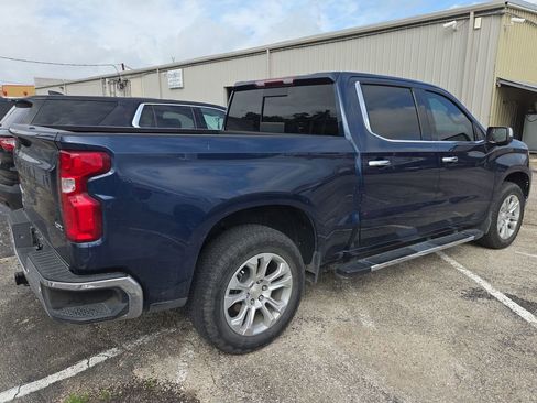 Used 2023 Chevrolet Silverado 1500 LTZ AWD/4WD image 2
