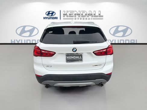 Used 2019 BMW X1 sDrive28i FWD image 5
