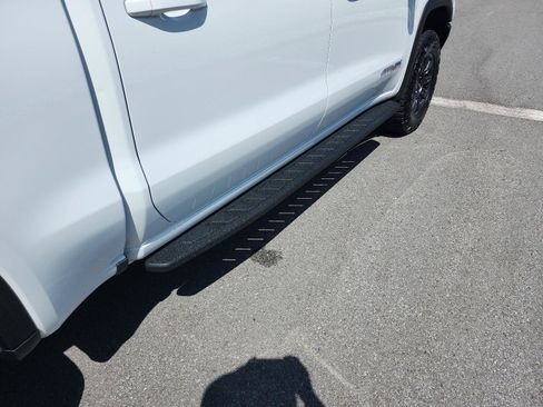 Certified 2024 GMC Sierra 1500 AT4X AWD/4WD image 7
