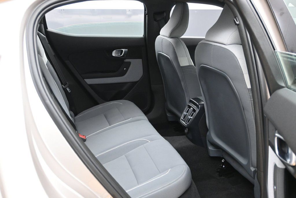 Used 2024 Polestar Polestar 2 AWD/4WD image 21