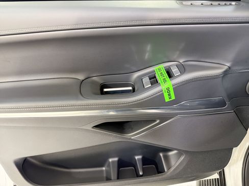 New 2026 Lincoln Navigator Premiere image 12