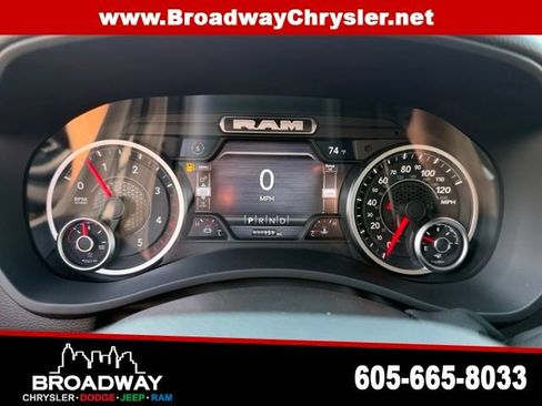 New 2026 RAM 2500 Big Horn AWD/4WD image 16