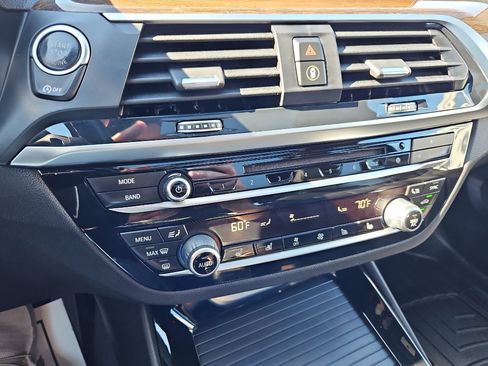 Used 2019 BMW X3 xDrive30i w/ Premium Package image 10