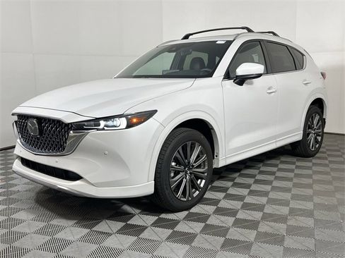 Used 2025 MAZDA CX-5 Signature image 4