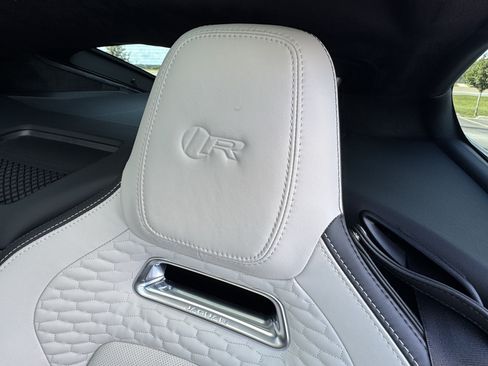 Certified 2022 Jaguar F-TYPE R AWD/4WD image 22