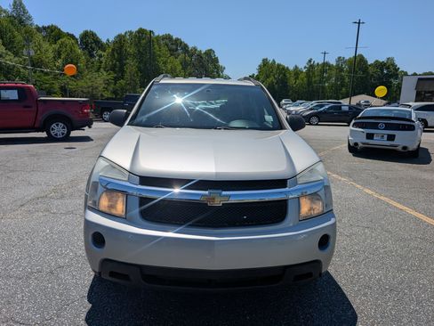 Used 2008 Chevrolet Equinox LS image 2