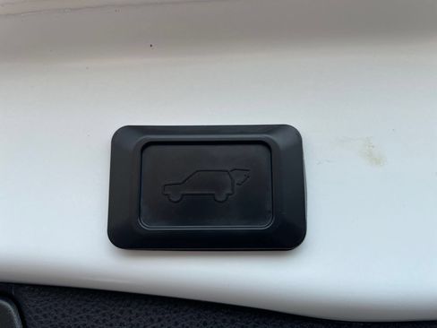 Certified 2020 Toyota RAV4 TRD Off-Road w/ TRD Off-Road Weather Package AWD/4WD image 22