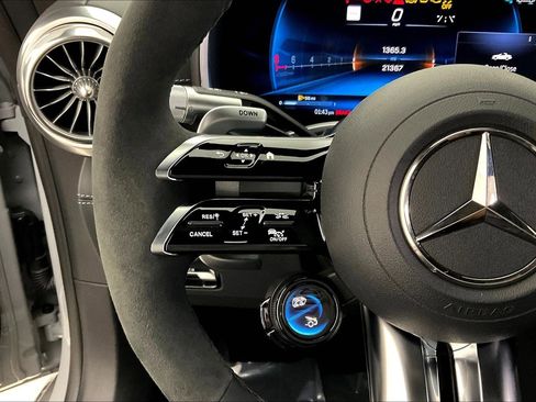 Certified 2022 Mercedes-Benz SL 55 AMG 4MATIC image 10