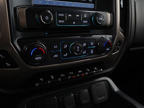 Used 2018 GMC Sierra 1500 Denali w/ Denali Ultimate Package image 20