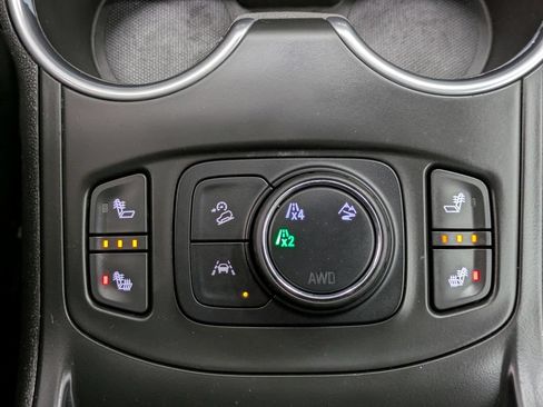 Used 2022 GMC Terrain SLT AWD/4WD image 7