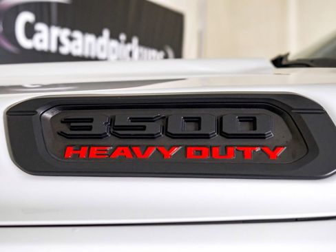 Used 2022 RAM 3500 Laramie w/ Night Edition image 43