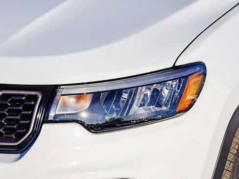 New 2026 Jeep Compass Latitude image 5