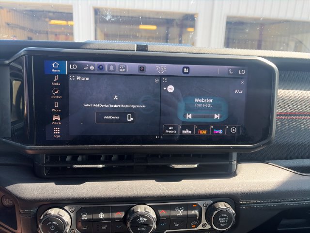 Used 2026 Jeep Wrangler Rubicon w/ Safety Group AWD/4WD image 17