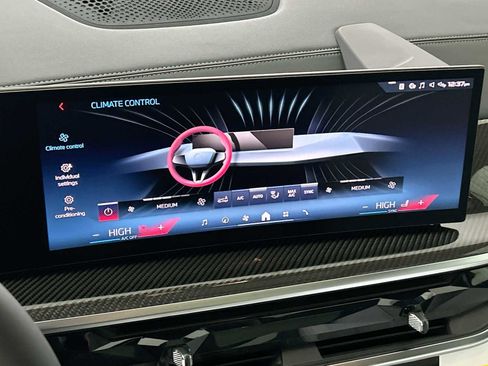 New 2026 BMW X5 M60i image 17