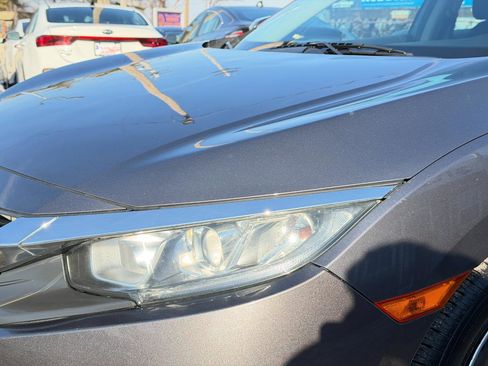 Used 2017 Honda Civic LX image 9