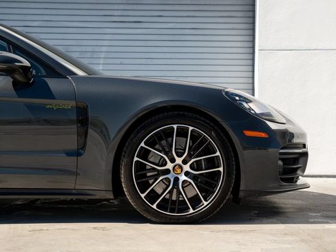 Certified 2023 Porsche Panamera 4S AWD/4WD image 25