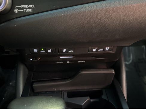 Used 2021 Lexus ES 250 w/ Premium Package AWD/4WD image 28