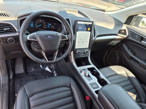 Used 2024 Ford Edge SEL w/ Convenience Package AWD/4WD image 9