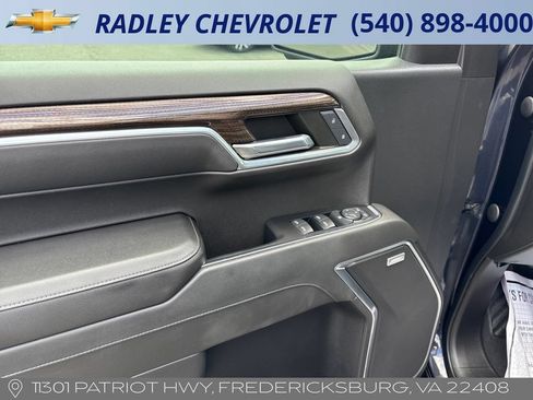Used 2022 Chevrolet Silverado 1500 RST AWD/4WD image 5
