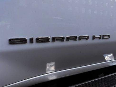 Used 2024 GMC Sierra 2500 Pro AWD/4WD image 10
