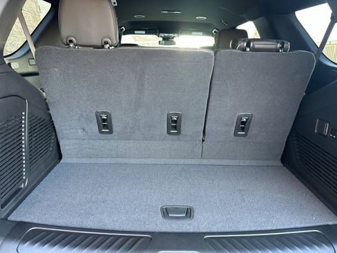 New 2026 GMC Yukon Elevation image 16